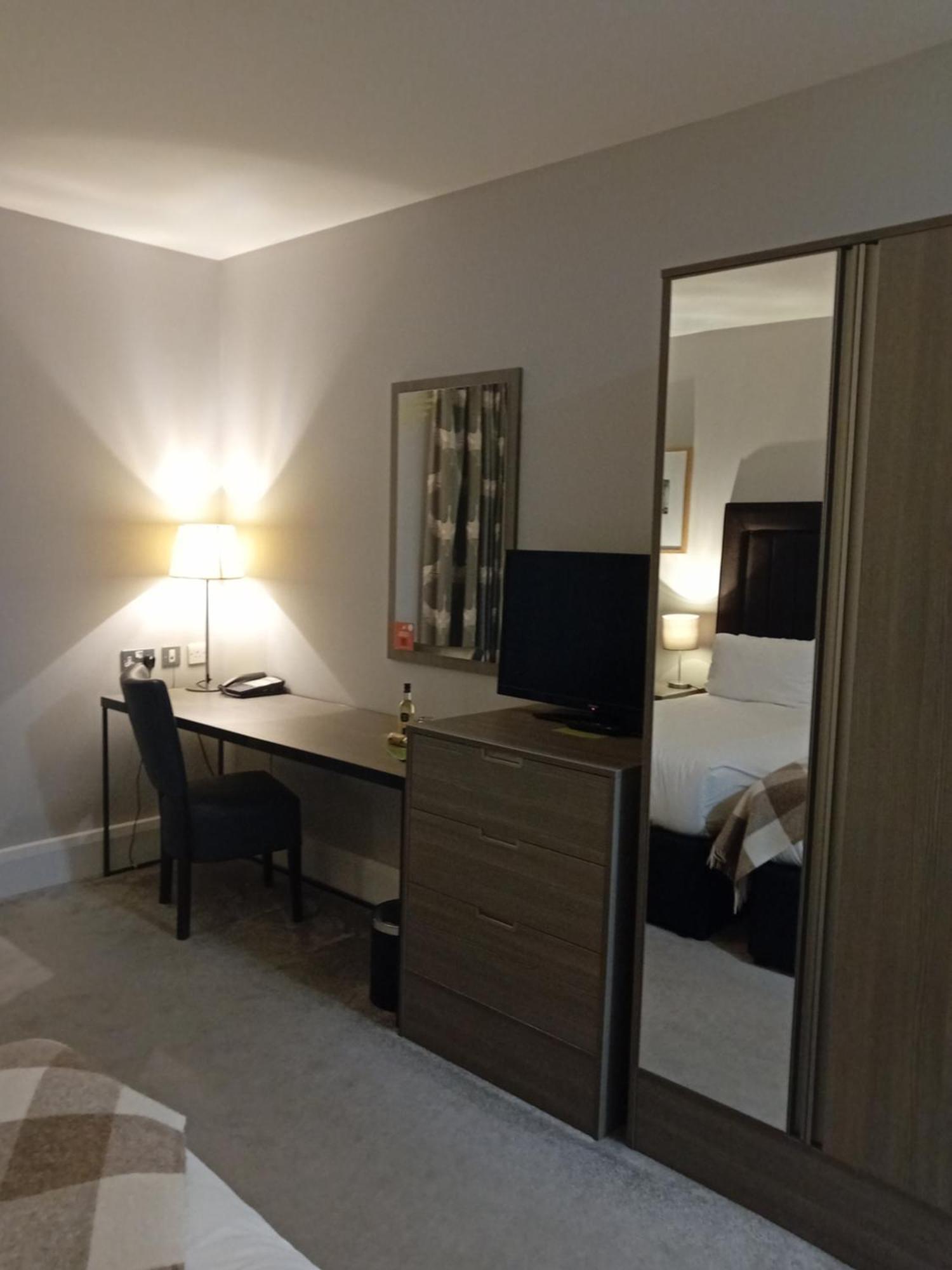 Holiday Inn Dumfries By Ihg Εξωτερικό φωτογραφία