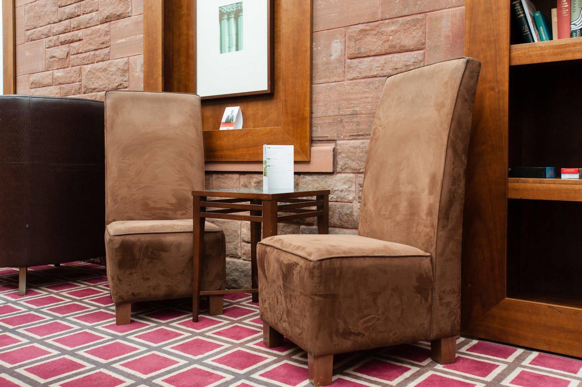 Holiday Inn Dumfries By Ihg Εξωτερικό φωτογραφία